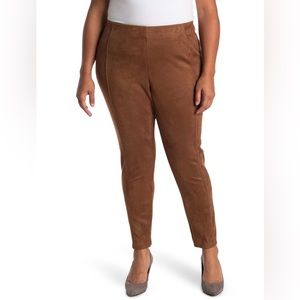 T Tahari Fallen Leaf Vicuna Slip On Cropped Pants